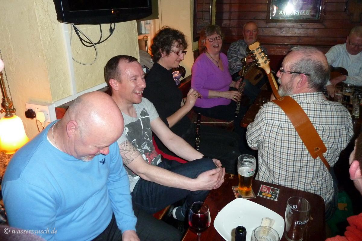 Joking with Dubliners